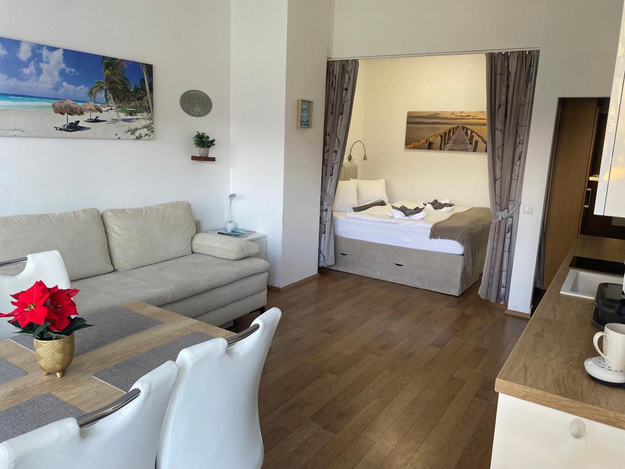 Rosebeach Appartement Am Ossiachersee Und Gerlitzen Skipiste Bodensdorf Exterior photo